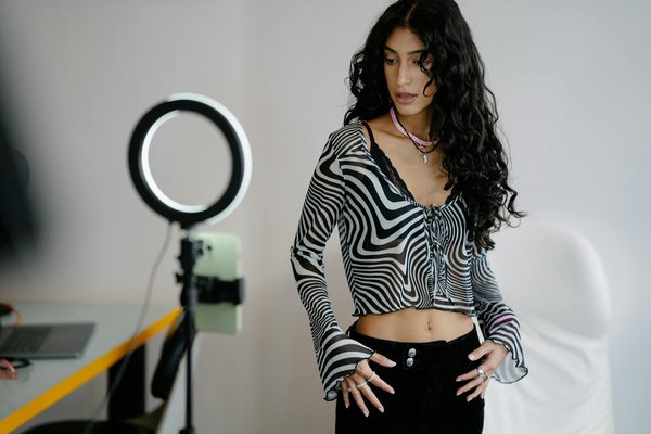 Les accessoires incontournables des années 90